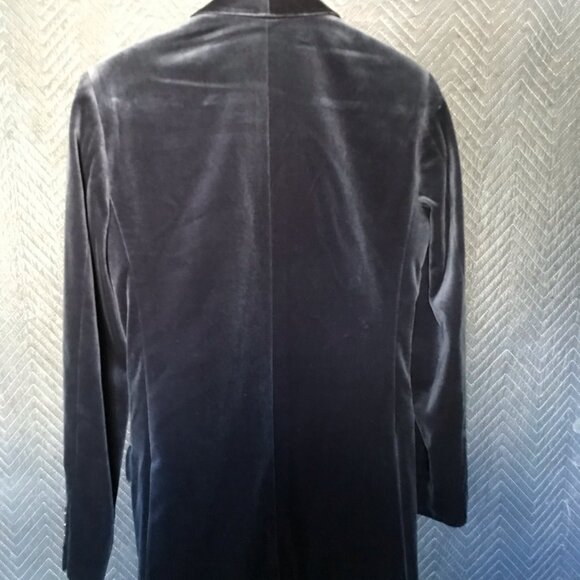 J.Crew Ludlow Slim-Fit Shawl-Collar Tuxedo Jacket in Velvet - Picture 3 of 4